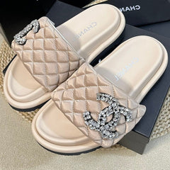 New Style Diamond Buckle Double C Thick Bottom Slippers Beige Cream Sheepskin