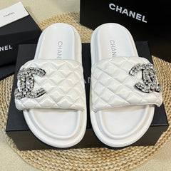New Style Diamond Buckle Double C Thick Bottom Slippers White Sheepskin