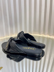 LACE SANDALS IN BLACK CALFSKIN