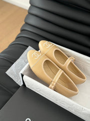 MARY JANE SHOES IN DARK CREAM LAMBSKIN