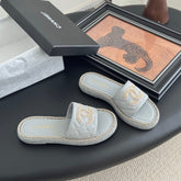 SLIPPER IN BEAU BLUE CALFSKIN MIX CHAIN BASE