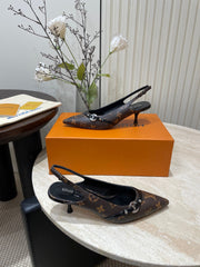 HIGH SLINGBACKS 5 CM IN CHOCOLATE BROWN MONOGRAM CALFSKIN