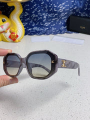 TRIOMPHE SQUARE SUNGLASS 566740 IN MARBLED EFFECT ACETATE