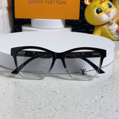 CAT EYE SUNGLASSES 570279 IN BLACK AND CLEAR ACETATE EMBOSSED LOGO