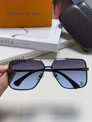 SQUARE SUNGLASSES 570263 IN BLACK METAL GREY SMOKE LENS
