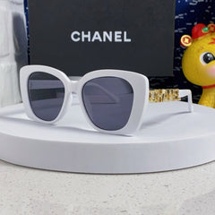 BUTTERFLY SUNGLASSES 641814 IN WHITE ACETATE GOLD METAL LOGO