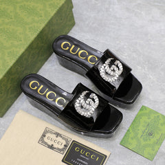 HIGH WEDGE PLATFORM WITH DOUBLE G IN BLACK GLOSSY CALFSKIN