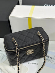 VANITY CASE 17 CRYSTAL STUDDED LOGO IN BLACK CALFSKIN GOLD HARDWARE