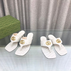 GG marmont logo - embellished mattelasse leather sandal in white