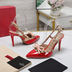 ROCKSTUD BOW SLINGBACK CHERRY RED PATENT LEATHER PUMP 95MM