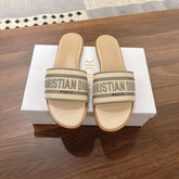 DWAY SLIDES IN BEIGE AND GRAY TECHNICAL FABRIC