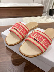DWAY SLIDES IN BEIGE AND RED TECHNICAL FABRIC