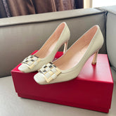 TROMPETTE BALLERINAS PUMPS IN OFF WHITE SHINY CALFSKIN GOLD BUCKLE