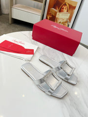 VIV' BY THE SEA MULES IN SILVER CALFSKIN CRYSTAL BUCKLE