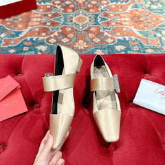 MARY JANES IN GOLD SATIN WITH CRYSTAL SQUARE BUCKLE