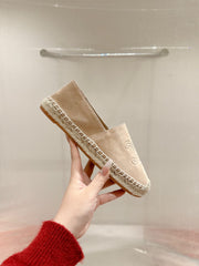 ESPADRILLES BEIGE SUEDE EMBOSSED LOGO