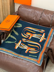 HERMES 25S SCARF 140 IN CASHMERE SILK 727300