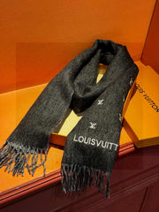 LV SCARF 180 CM IN CASHMERE 730575