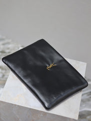 CALYPSO LARGE POUCH 30 IN BLACK SMOOTH LAMBSKIN
