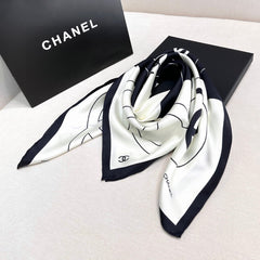 CHANEL 25S SCARF 90 IN SILK 730653