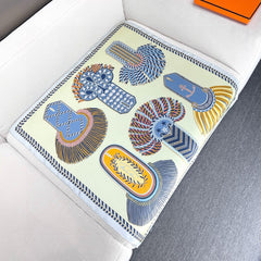HERMES 25S SCARF 90 IN SILK 703630