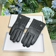 GLOVES IN BLACK LAMBSKIN 463825
