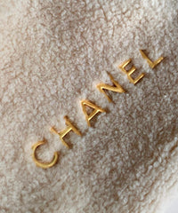 CHANEL BAG 25S 20 CM IN CREAM WHITE WOOL WITH GOLD HARDWARE