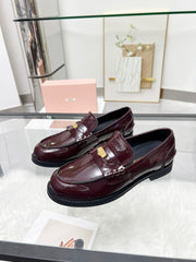 PENNY LOAFERS IN BURGUNDY RED GLOOSY CALFSKIN