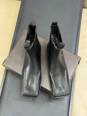 ALAIA 25S SQUARE TOE CHELSEA ANKLE BOOTS SHOES IN BLACK CALFSKIN