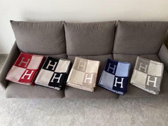 AVALON III THROW BLANKET 175 CM IN CHERRY RED WOOL AND CASHMERE 351743