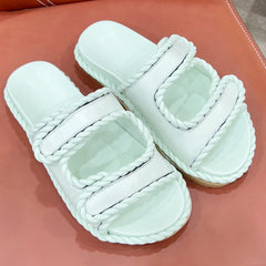 REFINED DAD SANDAL IN PISTACHIO GREEN LAMBSKIN MULE