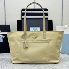 PRADA 25S RE-EDITION 1978 MEDIUM 35 IN DESERT BEIGE NYLON AND SAFFIANO CALFSKIN