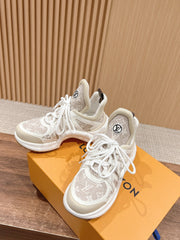 LV ARCHLIGHT SNEAKER IN WHITE CALFSKIN AND CAMEL BEIGE MONOGRAM DENIM