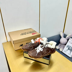 MIUXNB 530 SNEAKERS IN BROWN CALFSKIN SHEARLING