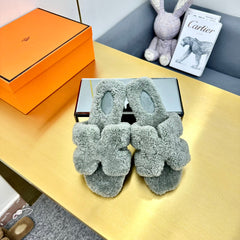 0RAN SHEARLING SANDALS RHINO GRAY