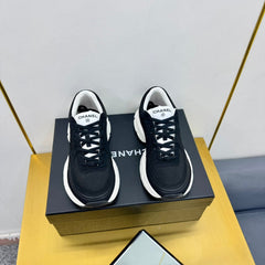 DAD SNEAKER IN BLACK SUEDE AND BREATHABLE MESH