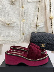 THICK SOLE WEDGE SLIPPERS IN MAROON RED VELVET