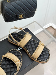 FLAT CHAIN HEART SANDAL IN BISQUE BEIGE LAMBSKIN