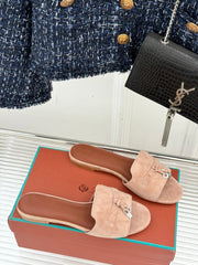 FLAT SANDALS IN LIP PINK SUEDE AND LAMBSKIN