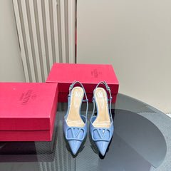 VLOGO SIGNATURE ELECTRIC BLUE PATENT LEATHER SLINGBACK PUMP 80MM