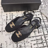 FLAT SLINGBACKS IN BLACK FABRIC