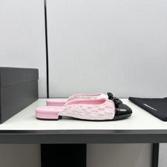 BOW MULE IN LIGHT PINK FABRIC AND BLACK CALFSKIN