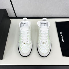 SPORTS SHOES IN GLOSSY WHITE CALFSKIN