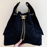 CC 25 HANDBAG 40 IN BLACK SUEDE GOLD HARDWARE