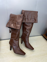 YSL 25S HIGH‑HEEL FRINGED MARTIN BOOTS 90 MM IN DARK BROWN LAMBSKIN