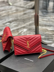 YL WOC 19 RED CHEVERON CAVIAR GOLD HARDWARE