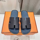 IZMIR SANDAL BERRY LAMBSKIN