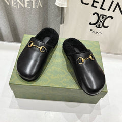 HORSEBIT MULE IN BLACK CALFSKIN AND FLEECE LINING