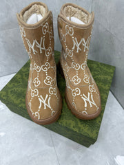 GG&NY SNOW BOOTS IN WOOD BROWN SUEDE AND WOOL LINING