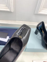 SQUARE TOE HIGH PUMPS IN BLACK GLOSSY CALFSKIN